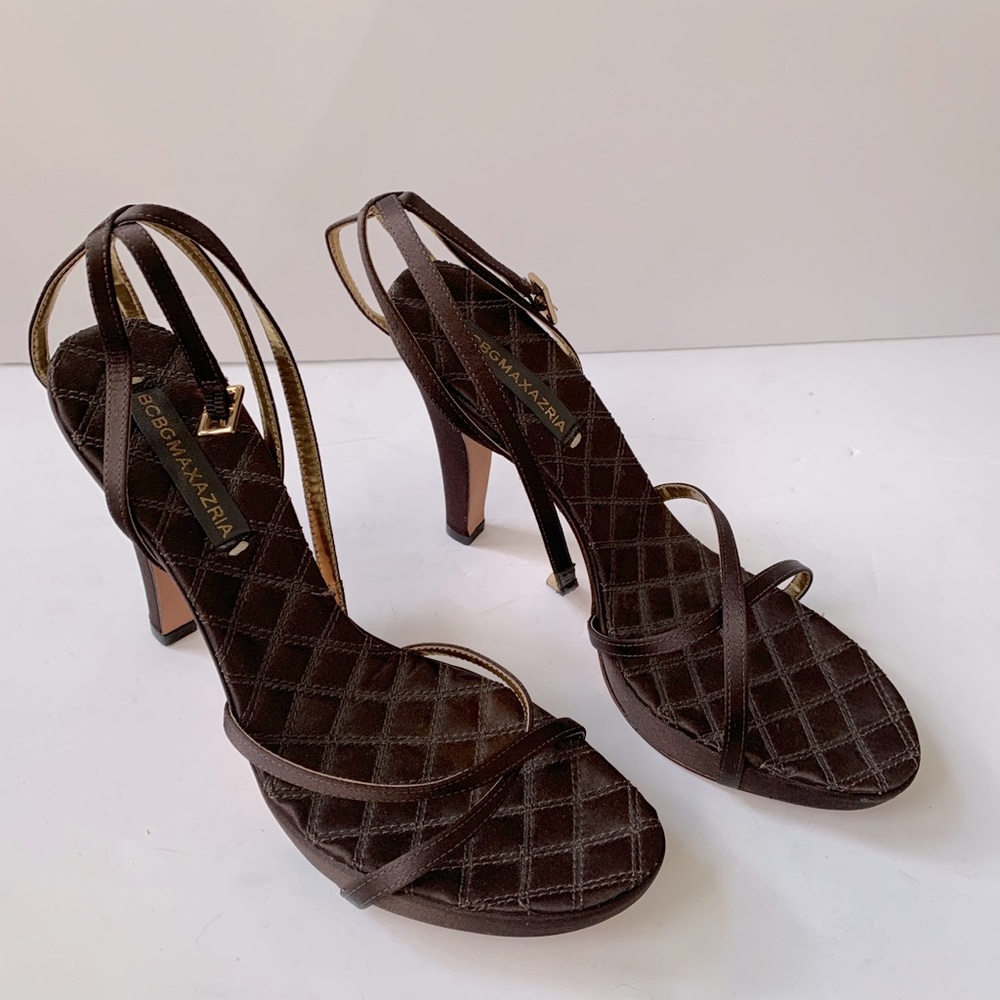 BCBG/MAX AZRIA BROWN SATIN HEELS - LEATHER SOLE 38